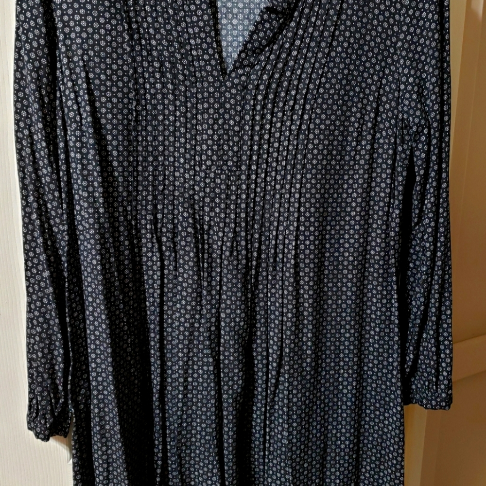 Black with white flowers shift dress